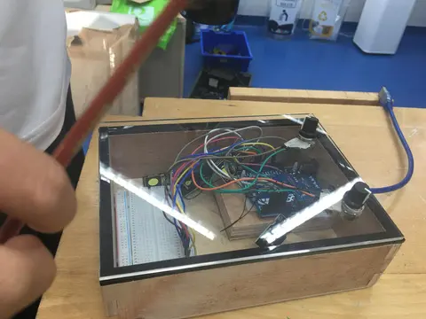 MIDI box with touch sensors and potentiometers